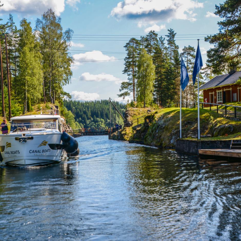 Lej en Greenline 39' E-Drive