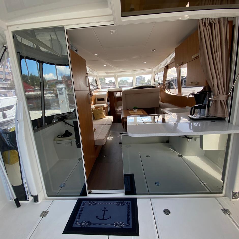 Lej en Greenline 33' E-Drive