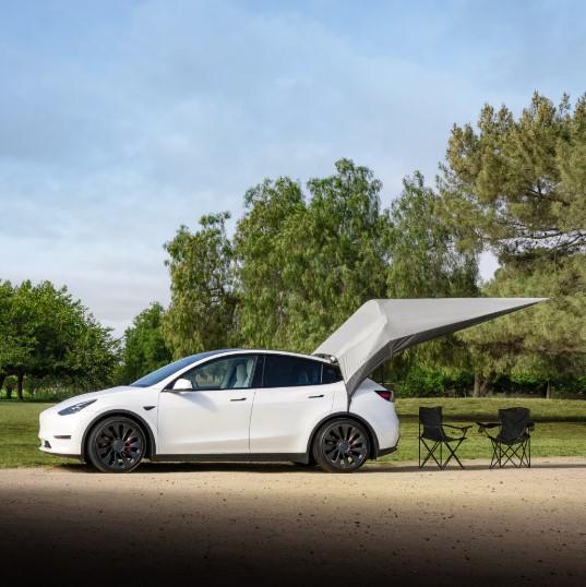 Baldakin til Model Y