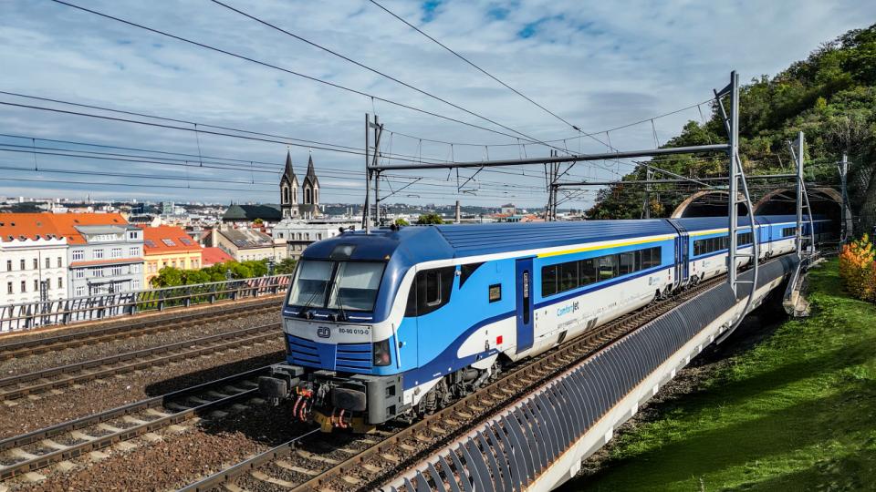 Railjet-tog fra Skandinavien til Prag – direkte, miljøvenligt og med høj komfort